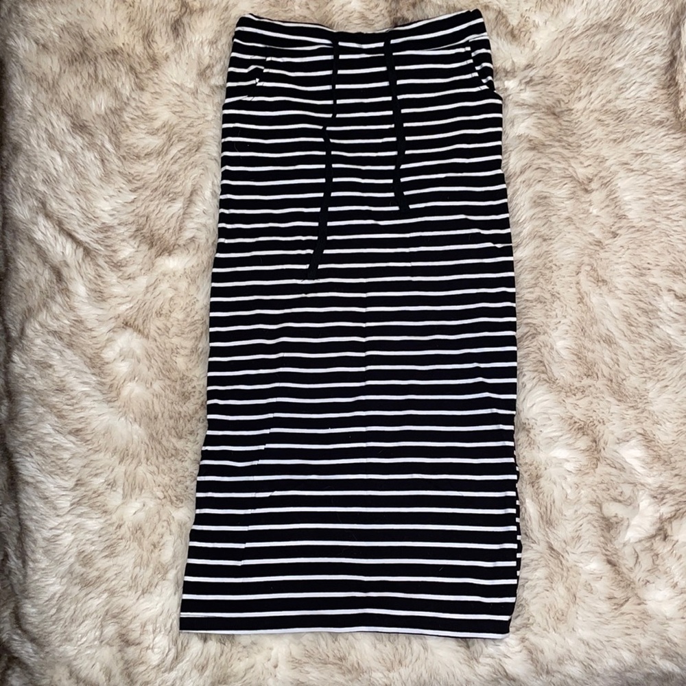 Stripped skirt